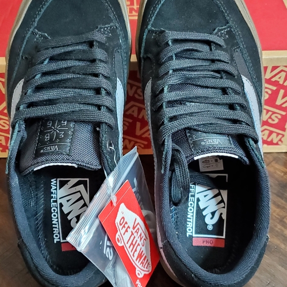 Vans Berle Pro Men Size 6.5, Women Size 8 - Picture 3 of 10